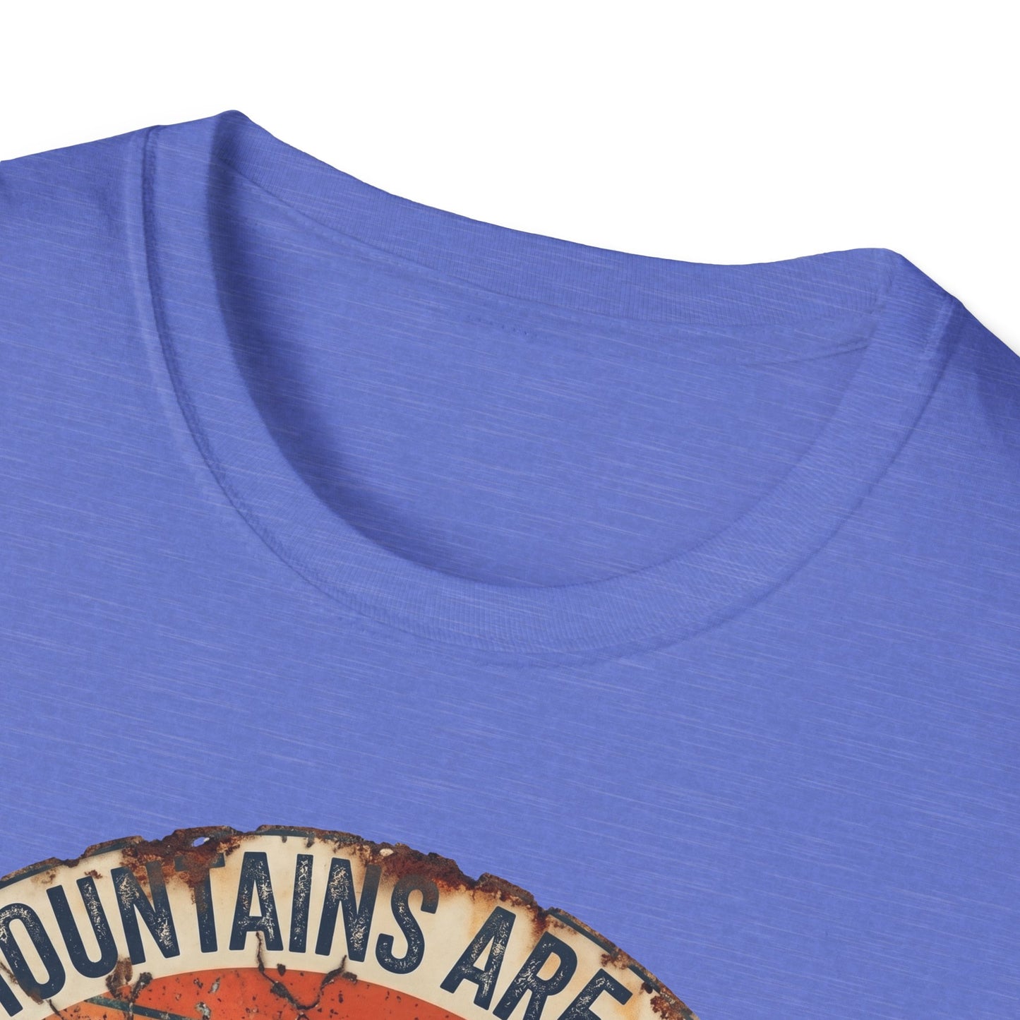 The Mountains are calling - T-shirt